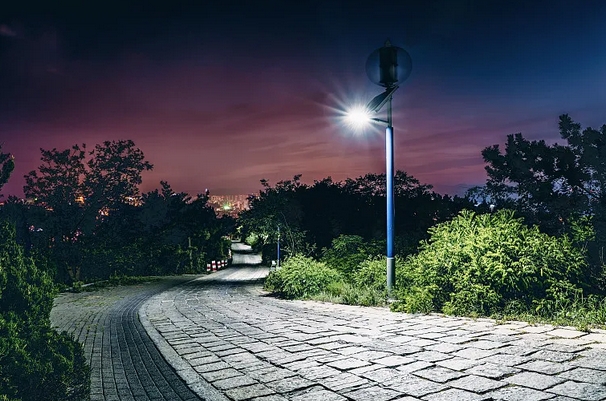 太陽能路燈保養措施